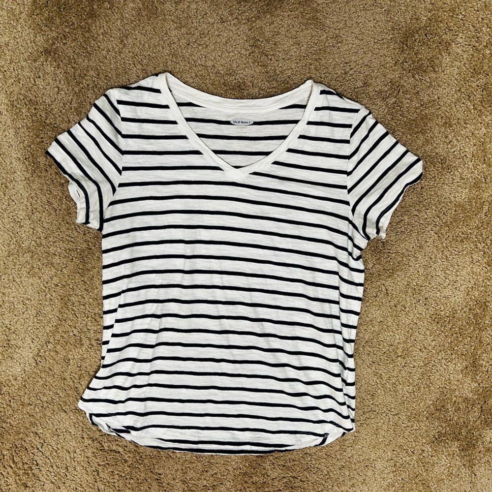 Old Navy Navy and White Striped Tee Size Small